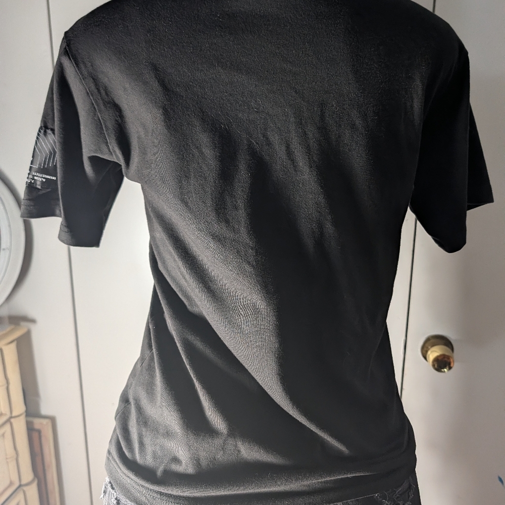 Space and time T-shirt with with tactical front chest pockets Size S - Picture 6 of 7